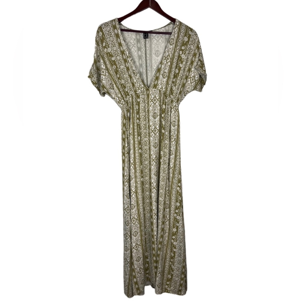 Green and White Boho patterned  V‑Neck Maxi Dress